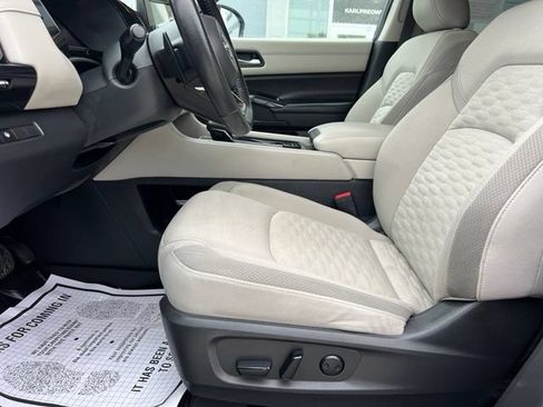 Used 2022 Nissan Pathfinder SV w/ Cargo Package AWD/4WD image 21