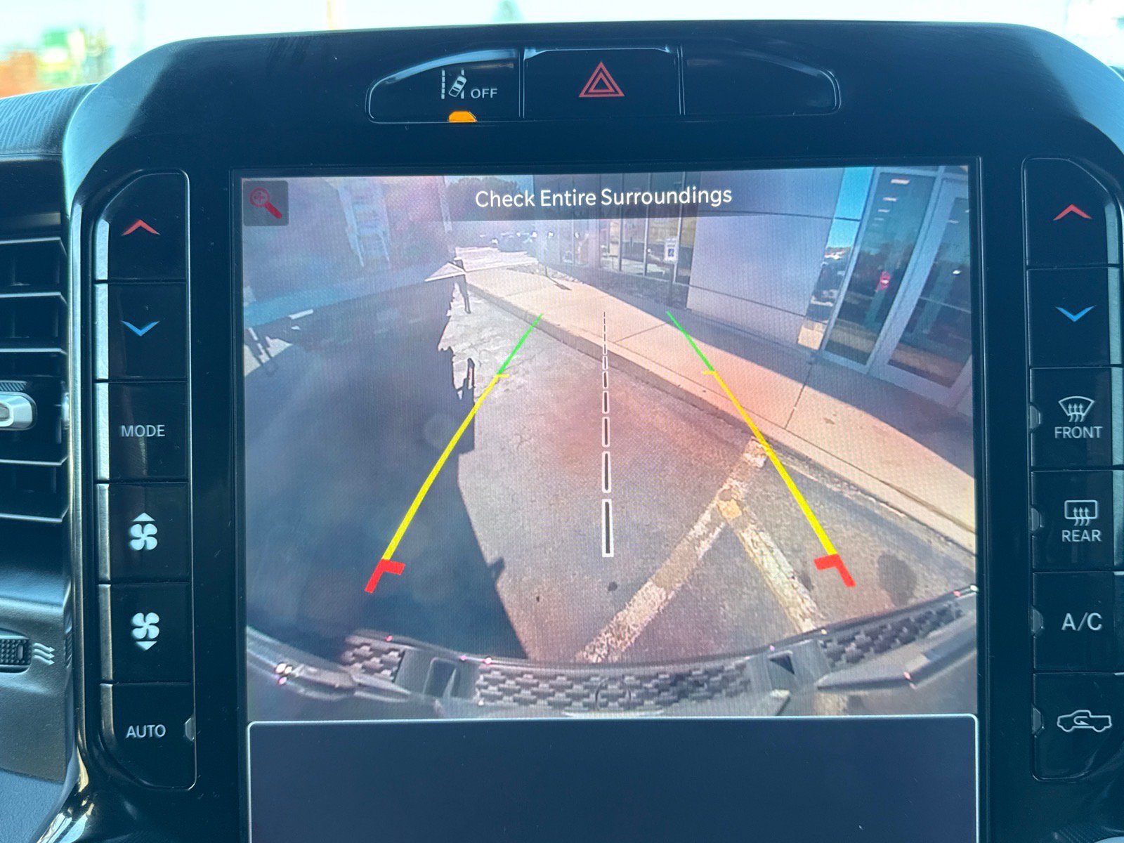Used 2025 RAM 1500 Big Horn AWD/4WD image 17
