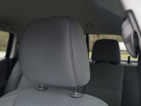 Used 2020 Toyota Tacoma SR w/ SR Convenience Package image 24