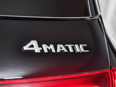 Used 2024 Mercedes-Benz GLE 450 4MATIC image 95