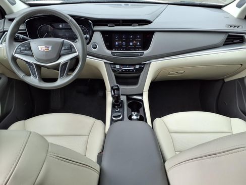 Certified 2024 Cadillac XT5 Premium Luxury w/ LPO, Floor Liner Package AWD/4WD image 13