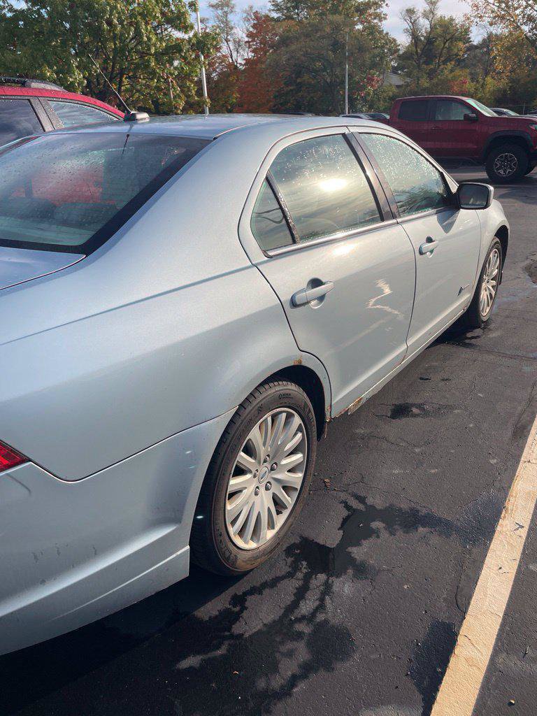 Used 2010 Ford Fusion Hybrid FWD image 3