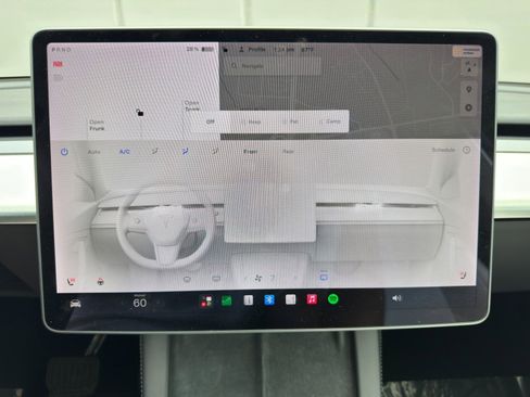 Used 2021 Tesla Model Y Long Range AWD/4WD image 34