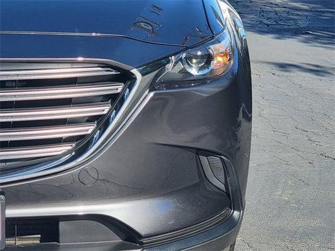 Used 2022 MAZDA CX-9 Touring image 3