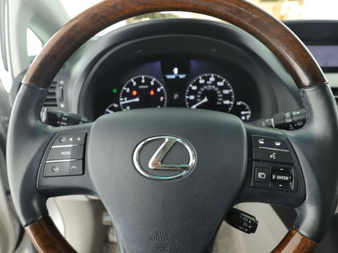 Used 2010 Lexus RX 350 2WD image 16