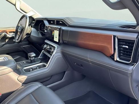 Used 2022 GMC Sierra 1500 Denali image 17