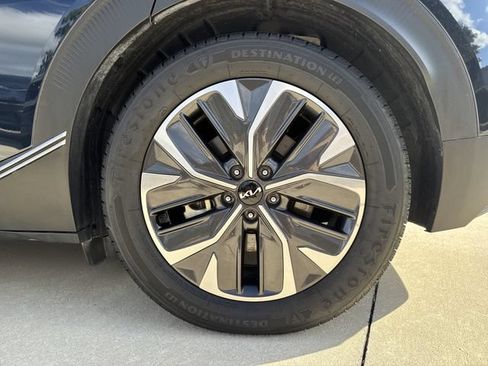 Certified 2024 Kia EV6 Light RWD image 37
