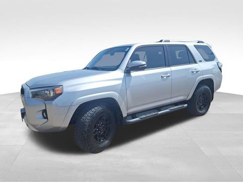 Used 2024 Toyota 4Runner SR5 Premium w/ Moonroof Package AWD/4WD image 3