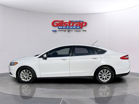 Used 2016 Ford Fusion S image 3