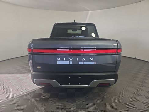 Used 2022 Rivian R1T Launch Edition image 4
