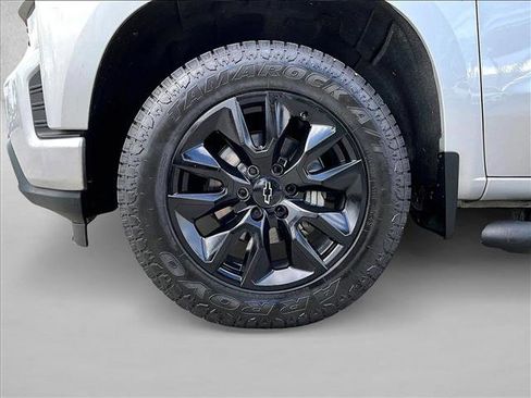 Used 2021 Chevrolet Silverado 1500 Custom image 10