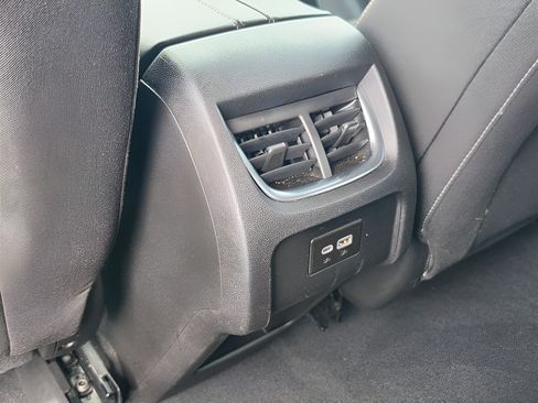 Used 2025 Chevrolet Blazer LT AWD/4WD image 19