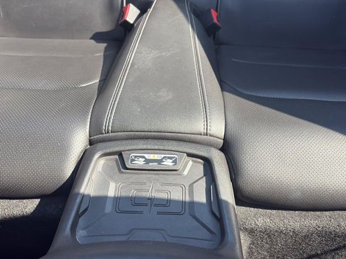 Used 2017 Chevrolet Camaro LT RWD image 41
