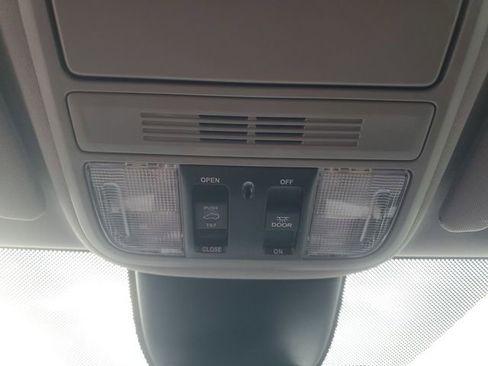 Certified 2024 Honda Odyssey EX-L image 27