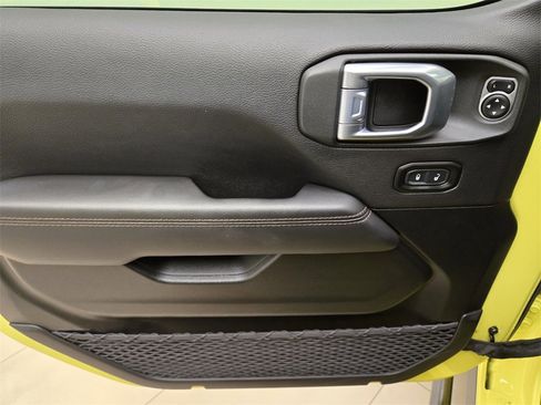 Used 2023 Jeep Wrangler Unlimited Rubicon 392 w/ Xtreme Recon 35" Tire Package image 29