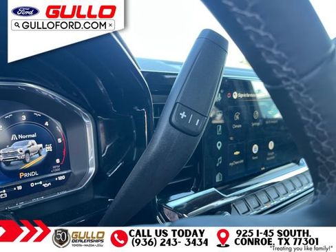 Used 2025 Chevrolet Silverado 2500 ZR2 w/ Technology Package AWD/4WD image 29