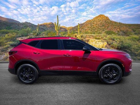 Used 2024 Chevrolet Blazer LT w/ Midnight/Sport Edition FWD image 3