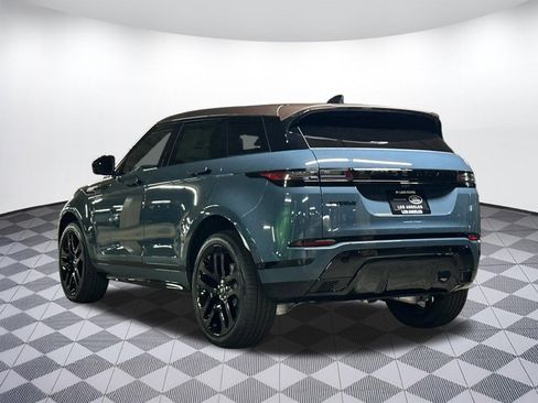Used 2026 Land Rover Range Rover Evoque Dynamic SE AWD/4WD image 3