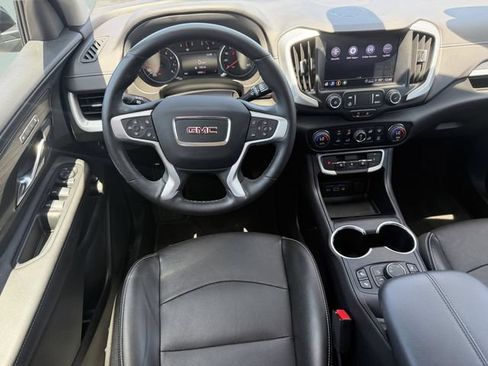 Used 2023 GMC Terrain SLT AWD/4WD image 19