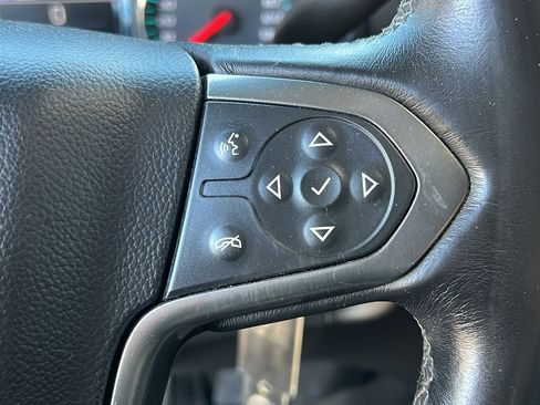 Used 2018 Chevrolet Silverado 1500 LT w/ All Star Edition image 25