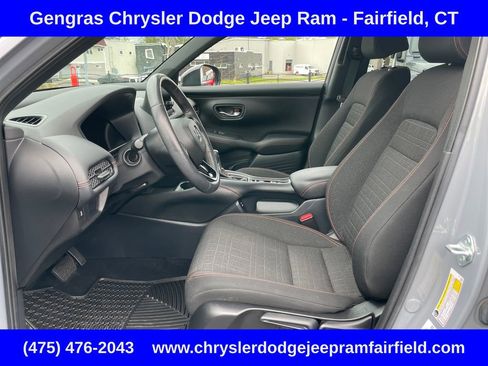 Used 2024 Honda HR-V Sport image 38