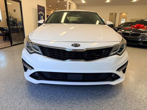 Used 2019 Kia Optima EX image 12
