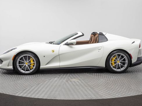 Certified 2023 Ferrari 812 GTS RWD image 2