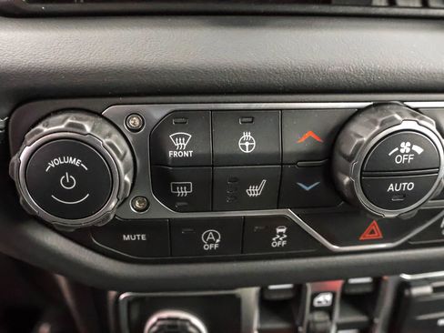 New 2026 Jeep Wrangler Sahara image 24