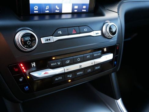 Used 2020 Ford Explorer ST w/ ST Street Pack image 19