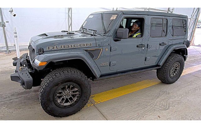 Used 2025 Jeep Wrangler Unlimited Rubicon 392 AWD/4WD image 3