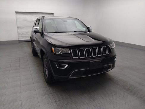 Used 2018 Jeep Grand Cherokee Limited w/ Trailer Tow Group IV AWD/4WD image 14