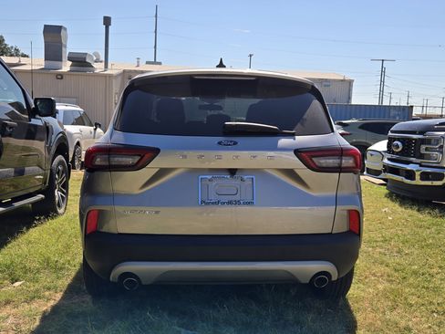 Used 2024 Ford Escape Active FWD image 5