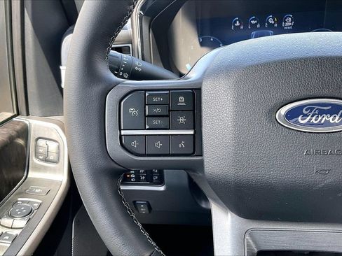 Used 2026 Ford F250 Lariat w/ Tremor Off-Road Package AWD/4WD image 31