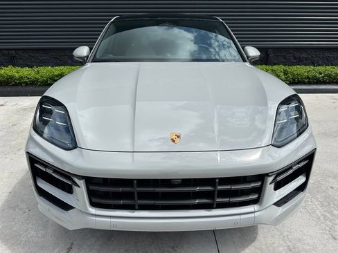 Used 2026 Porsche Cayenne S AWD/4WD image 8