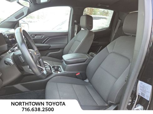 Used 2023 Chevrolet Colorado LT w/ LT Convenience Package II image 16