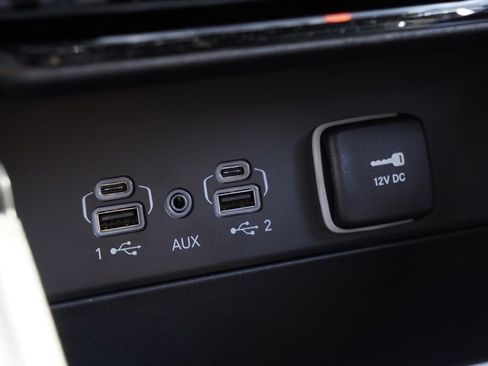 New 2025 Jeep Grand Cherokee L Limited w/ Black Appearance Package image 19