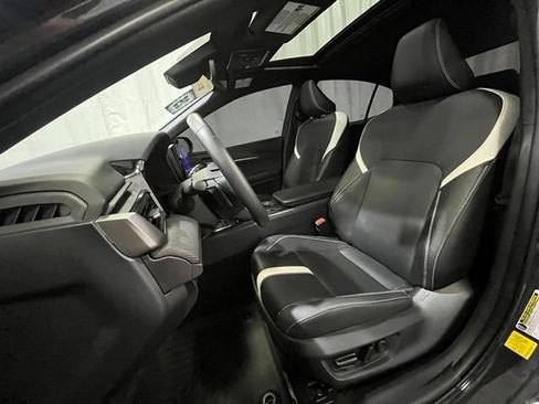 Used 2025 Toyota Camry SE w/ Multimedia Upgrade Package FWD image 10
