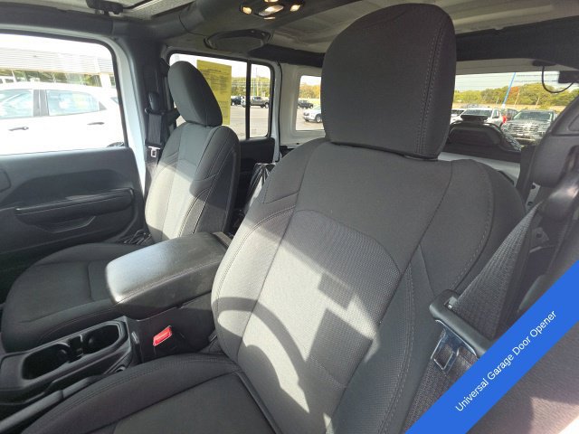 Used 2019 Jeep Wrangler Unlimited Sport S AWD/4WD image 10