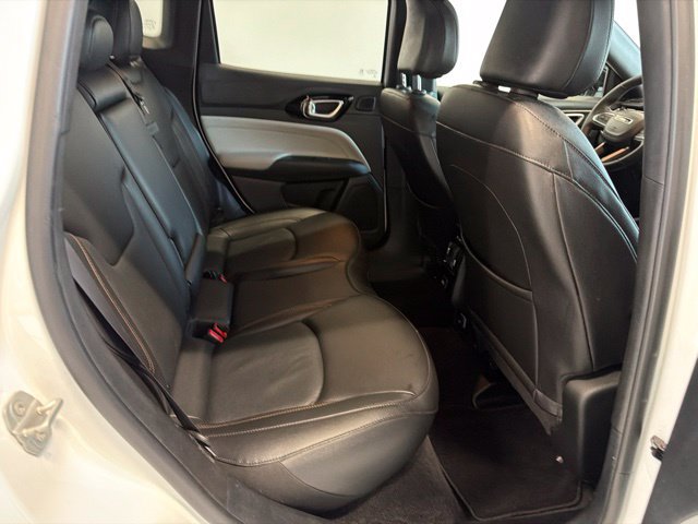 Used 2023 Jeep Compass Limited w/ Sun and Sound Group AWD/4WD image 40