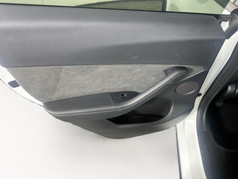 Used 2023 Tesla Model Y Performance AWD/4WD image 26