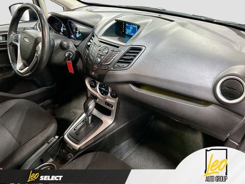 Used 2016 Ford Fiesta SE w/ Cold Weather Package image 26