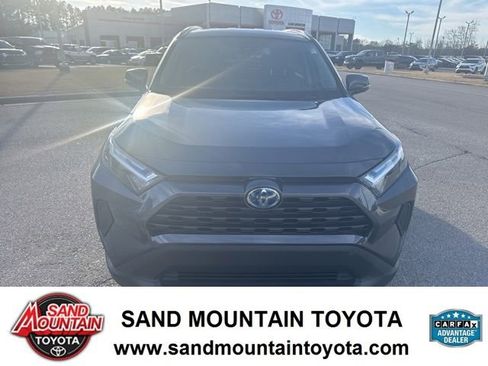 Used 2022 Toyota RAV4 XLE image 8