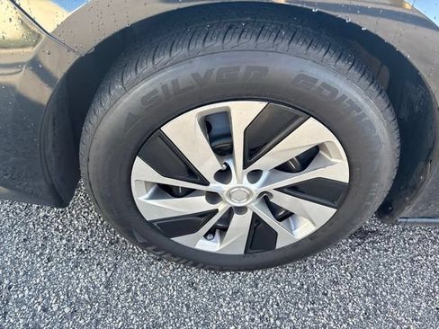 Used 2022 Nissan Altima 2.5 S FWD image 4