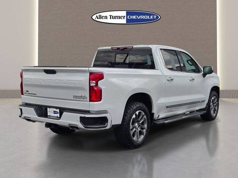 Used 2024 Chevrolet Silverado 1500 High Country w/ Technology Package AWD/4WD image 7