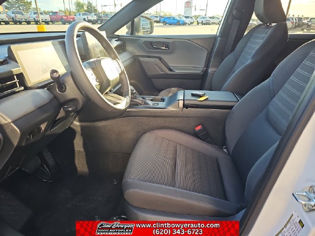 Used 2026 Toyota RAV4 SE AWD/4WD image 10
