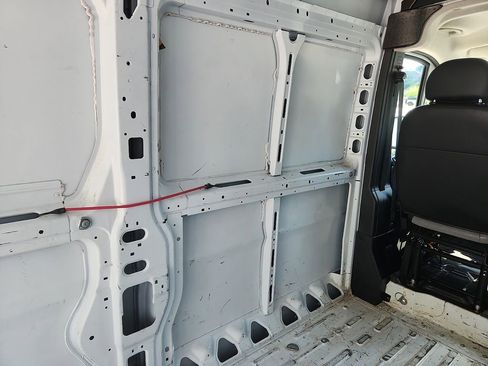 Used 2023 RAM ProMaster 2500 FWD image 28