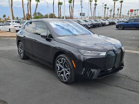 Used 2024 BMW iX xDrive50 w/ Sport Package AWD/4WD image 3