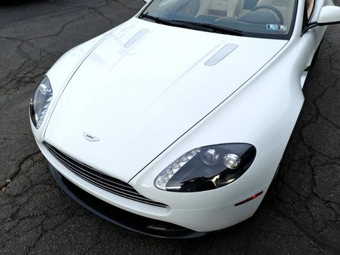 Used 2015 Aston Martin V8 Vantage S image 70