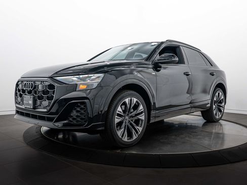 Certified 2025 Audi Q8 Premium Plus w/ Premium Plus Package AWD/4WD image 7