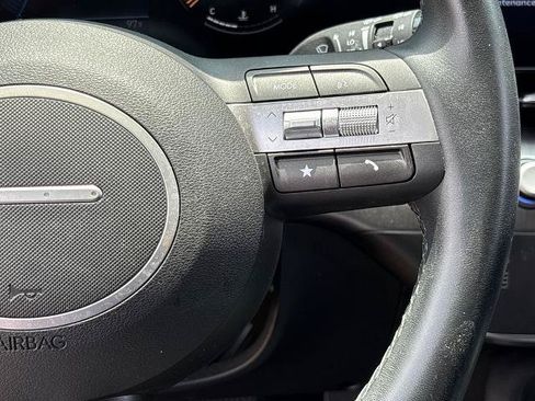 Used 2024 Hyundai Kona SEL FWD image 20